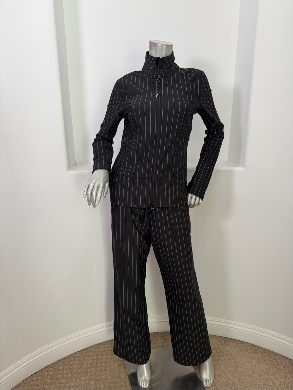 Zella Women's Black Pinstripe Wide-Leg Pants Top Set Ultra Soft Traveler Cozy M